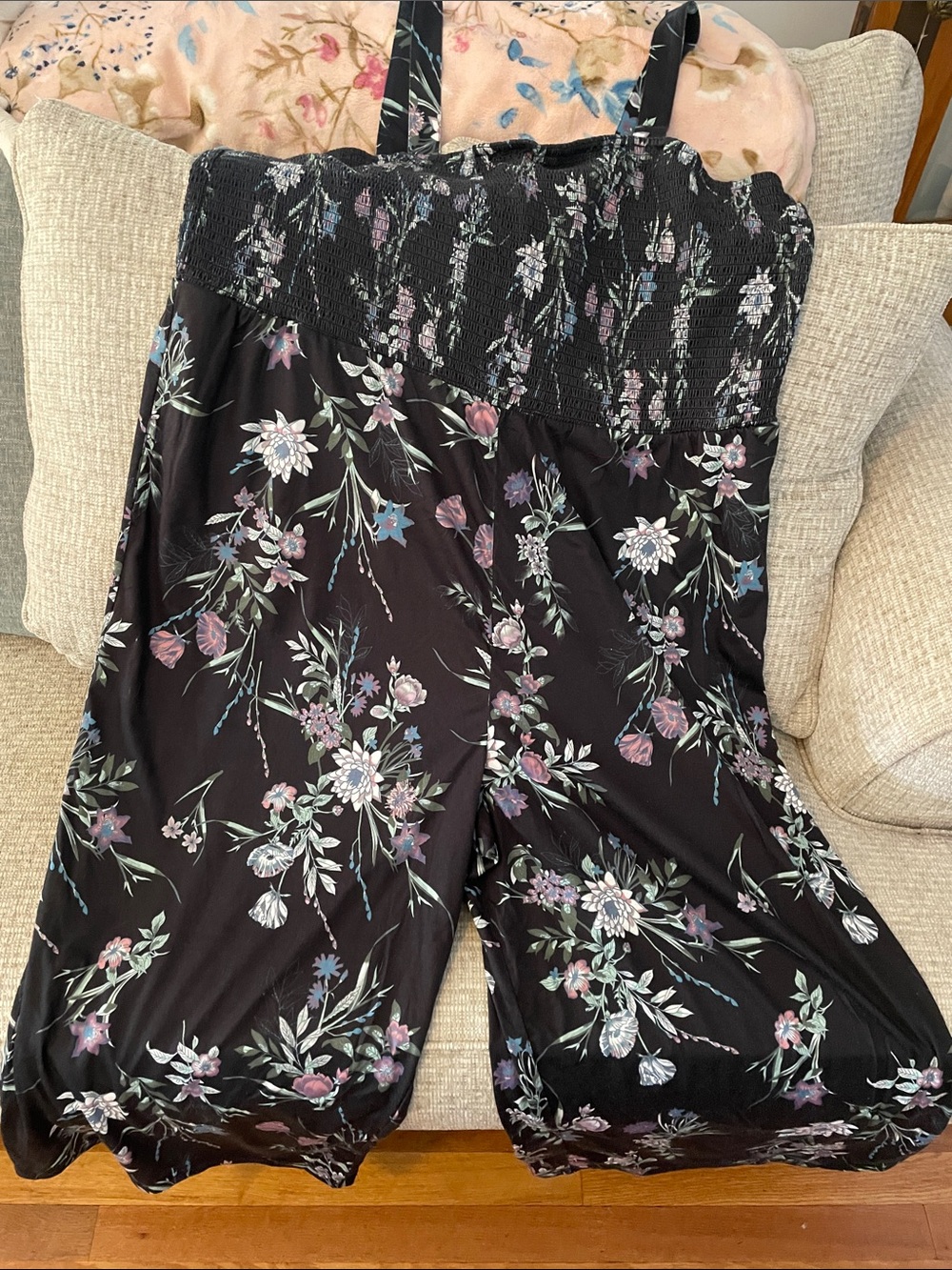 Indigo Thread Co Jumper Black Floral pattern 3x